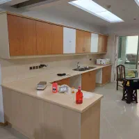 نصب برچسب کابینت نصاب برچسب کابینت با سشوار صنعتی|خدمات پیشه و مهارت|تهران, ایران|دیوار