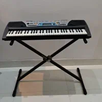 گیتار و پیانو در حد نو کم مصرف