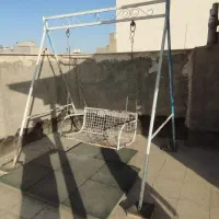 تاب آهنی حیاط|اسباب‌‌بازی|مشهد, پروین اعتصامی|دیوار