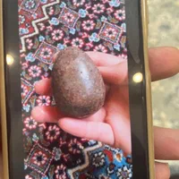 معامله سنگ روحانی وجیوه قرمز محو‌در ایینه