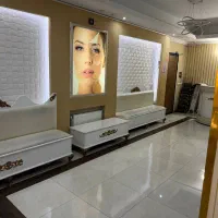 اپراتور لیزر کندلا خانم