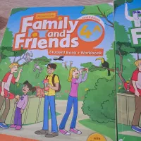 دوتا کتاب فامیلی فرندز سالم وتمیز|کتاب و مجله آموزشی|بروجرد, |دیوار