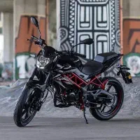 بنلی ۱۵۰ نیو فیس