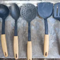 ست کف گیر و ملاقه