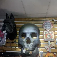 مجسمه های پلی استر دیواری و رومیزی