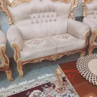 مبل سلطنتی هفت نفره با میز غذاخوری شش نفره|مبلمان خانگی و میز عسلی|اهواز, کمپلو جنوبی|دیوار