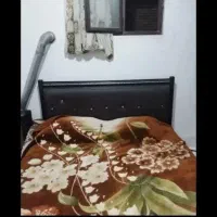 تخت دو نفره همراه میزارایش
