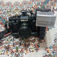 دوربین عکاسی حرفه ای زنیت ۱۲۲ همراه فلش|دوربین عکاسی و فیلمبرداری|تهران, جی|دیوار