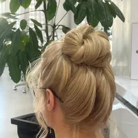 میکاپ شینیون اقتصادی و vip|خدمات آرایشگری و زیبایی|قائم‌شهر, |دیوار