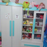 فروش فوری تخت دو منظوره و کمد و دلاور کودک