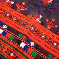 دو دست لباس دست دوز و یک شال پلیواری|لباس|ایرانشهر, |دیوار