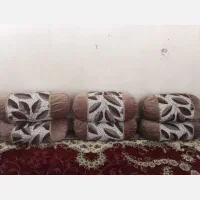 6عدد بالشت به فروش میرسد