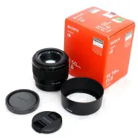 لنز۵۰سونی f.1.8