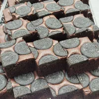 استخدام نیروی کار آقا جهت کار در کارگاه قنادی