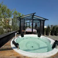 اجاره ویلا استخر دار با روف شیشه ای و رویایی