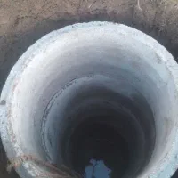 حفاری چاه آب نیمه عمیق دستی. چاه فاضلاب. پی خانه