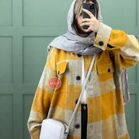 تعدادی لباس در حد نو