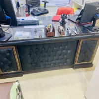 میزپیشخوان و مدیریتی