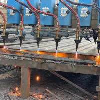 اپراتور برش cnc جوشکار  تمیزکار قطعات سوله نقاش