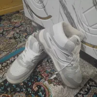 اسپرت سفید  تمام  چرم|کیف، کفش، کمربند|زابل, |دیوار