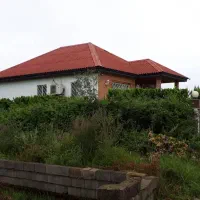 ویلا-جنگلی-حیاط-بزرگ-منطقه-ارام-پارک-نور