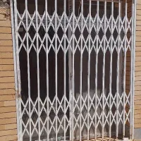 حفاظ درب و پنجره