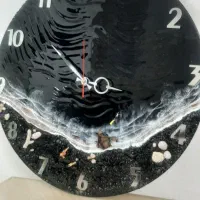 ساعت دریای شب