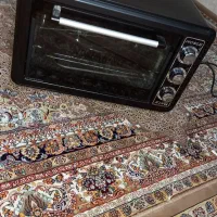 توستر سالم بدون خرابی رنگ مشکی