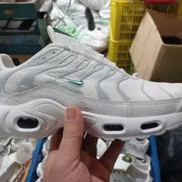 nike nb|کیف، کفش، کمربند|تهران, شهرک ولیعصر جنوبی|دیوار