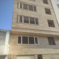 توری پلیسه. پنجره سازان غرب