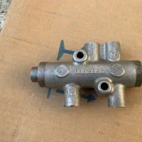 تعدادی لوازم اورجینال زانتیا|قطعات یدکی و لوازم جانبی|مشهد, آزادشهر|دیوار