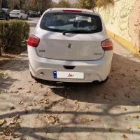 تیبا 2 هاچبک