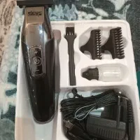 خط زن و ماشین ریش تراش پنج تیغ و موبر دماغ نو|آرایشی، بهداشتی، درمانی|لنجان, |دیوار