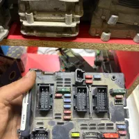 جعبه فیوز۲۰۶ داخل موتورbsm