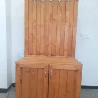 جاکفشی و جالباسی