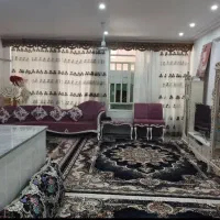 فروش مبل9 نفره به همراه لاوست درحد نو|مبلمان خانگی و میز عسلی|اردکان, |دیوار