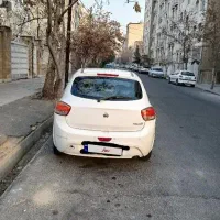 ماشین سالم و تر تمیز