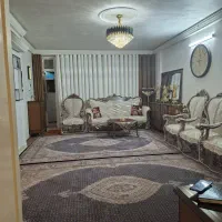 ۸۰ متر دوخواب با پارکینگ گلستان یکم تمیز