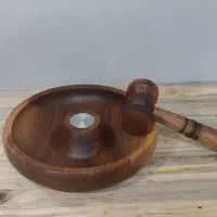 گردو شکن چوبی