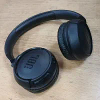 هدفون jbl520 کاملا نو مفت