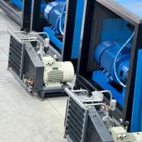 سندبلاست پمپ باد مخزن هوا کمپرسور اسکرو بوستر|ماشین‌آلات صنعتی|مشهد, آیت الله خامنه‌ای|دیوار