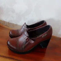 کفش|کیف، کفش، کمربند|اصفهان, ردان|دیوار