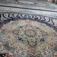 ۲ عدد فرش ۱۲ متری ۷۰۰ شانه در حد نو