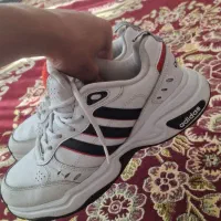 کتونی آدیداس|کیف، کفش، کمربند|بهارستان, |دیوار