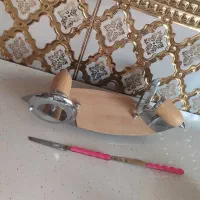 چراغ دیواری کاملا سالم وشیک.