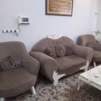 مبلمان ۷ نفره تمیز و سالم|مبلمان خانگی و میز عسلی|رشت, پل تالشان|دیوار