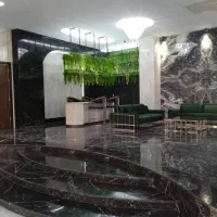 160-متر-کلیدنخورده-مدرن-غرق-نور