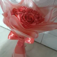 گل بهترین هدیه ایه ک میشه به کسی داد فقط۱۵۰تومن