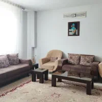 مبل راحتی و میز