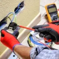 شاگرد برقکارساده ونیمه ماهر وماهر